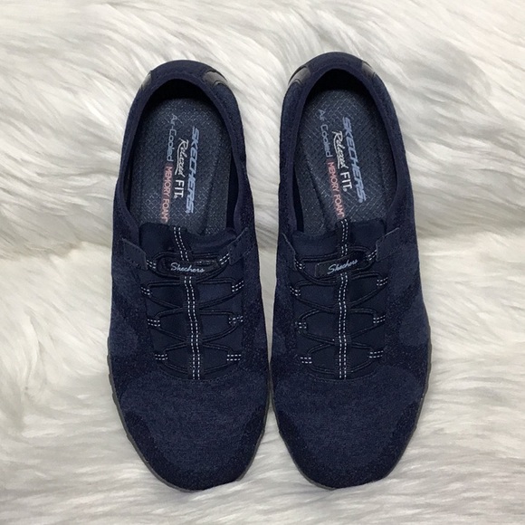 Skechers Women’s Breathe Easy Opportuknitty Slip-On Sneakers, Navy, Size 9.5 - Picture 2 of 8